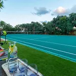 Villa Alto Beyond *