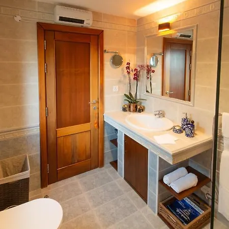 Вилла Alto Beyond Шаара