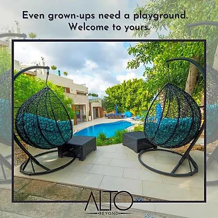 Villa Alto Beyond